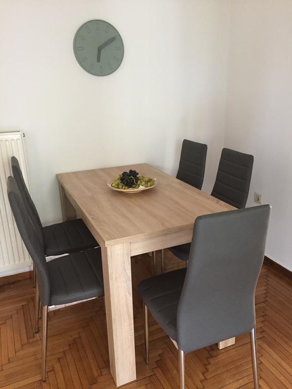 Central 5 Room Apartment Atenas Exterior foto