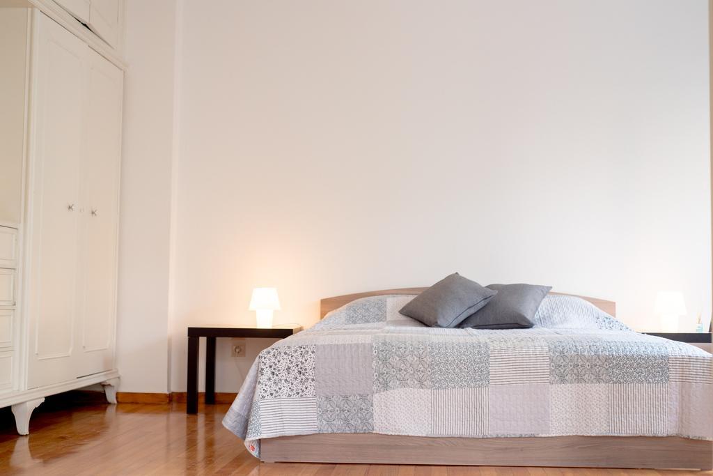 Central 5 Room Apartment Atenas Exterior foto