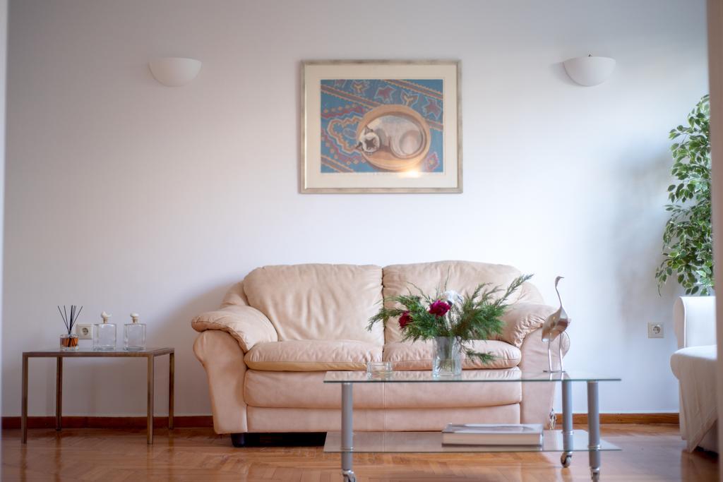 Central 5 Room Apartment Atenas Exterior foto